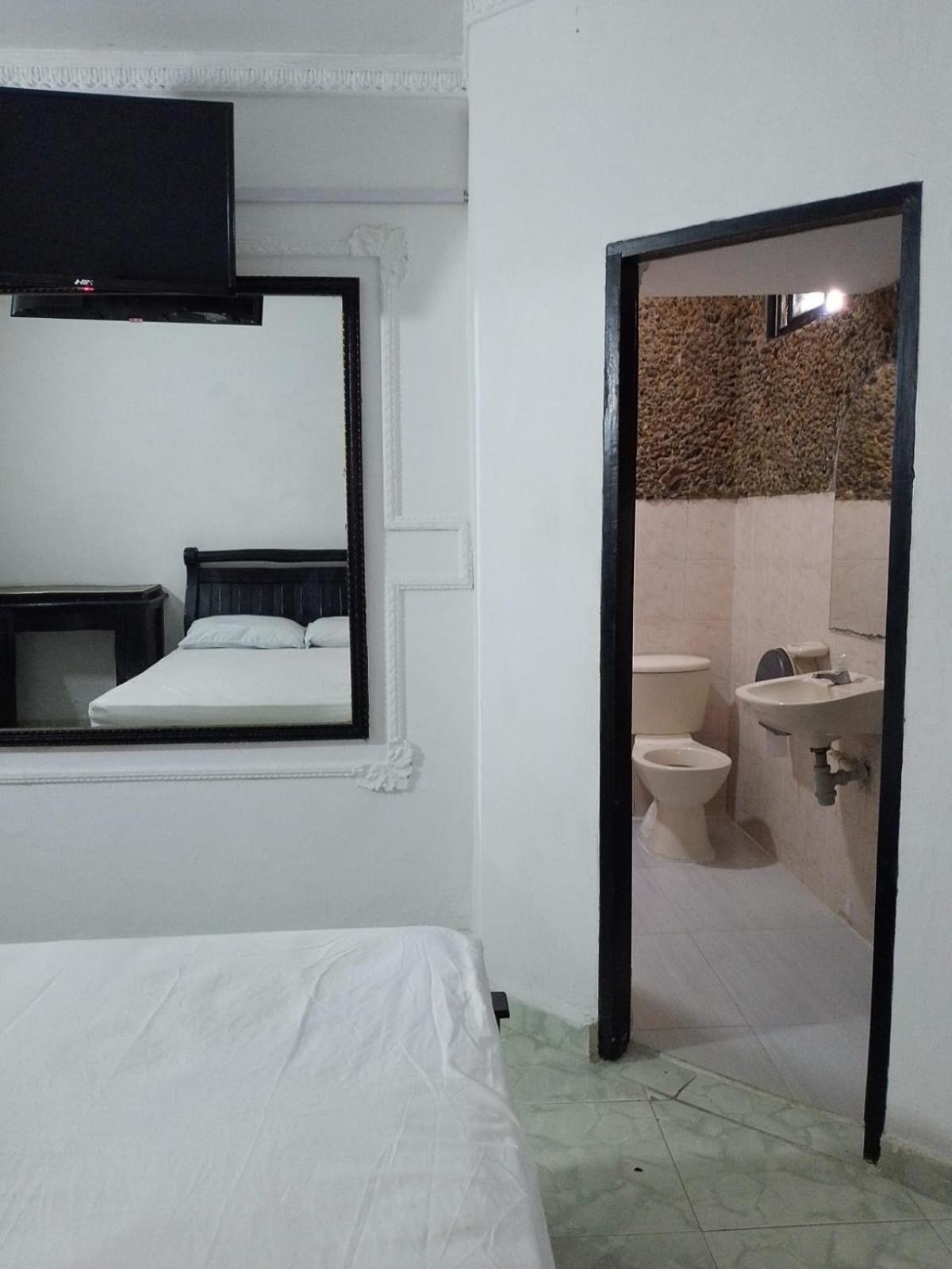 בארנקווילה Hotel Avenida53 מראה חיצוני תמונה