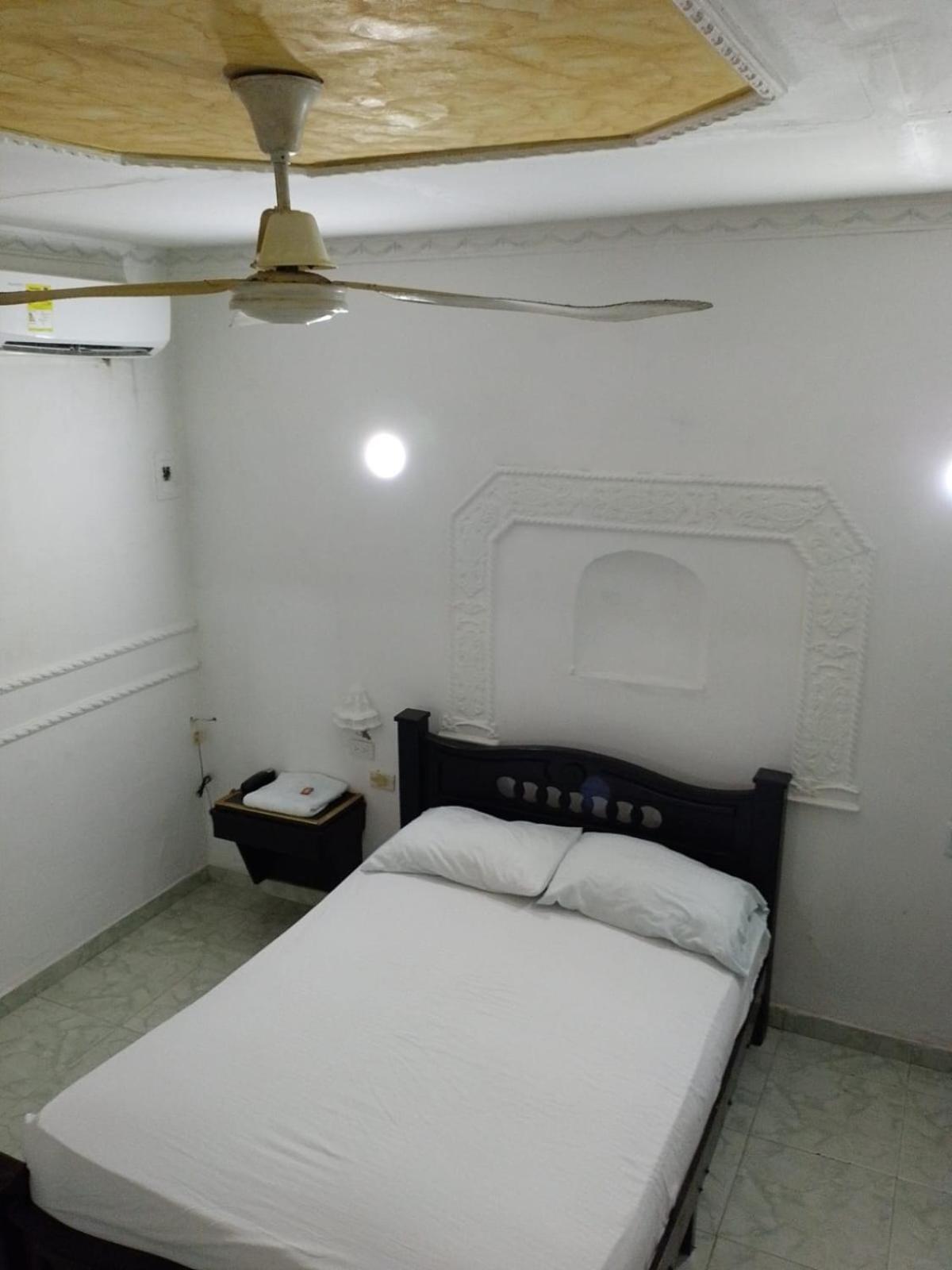 בארנקווילה Hotel Avenida53 מראה חיצוני תמונה