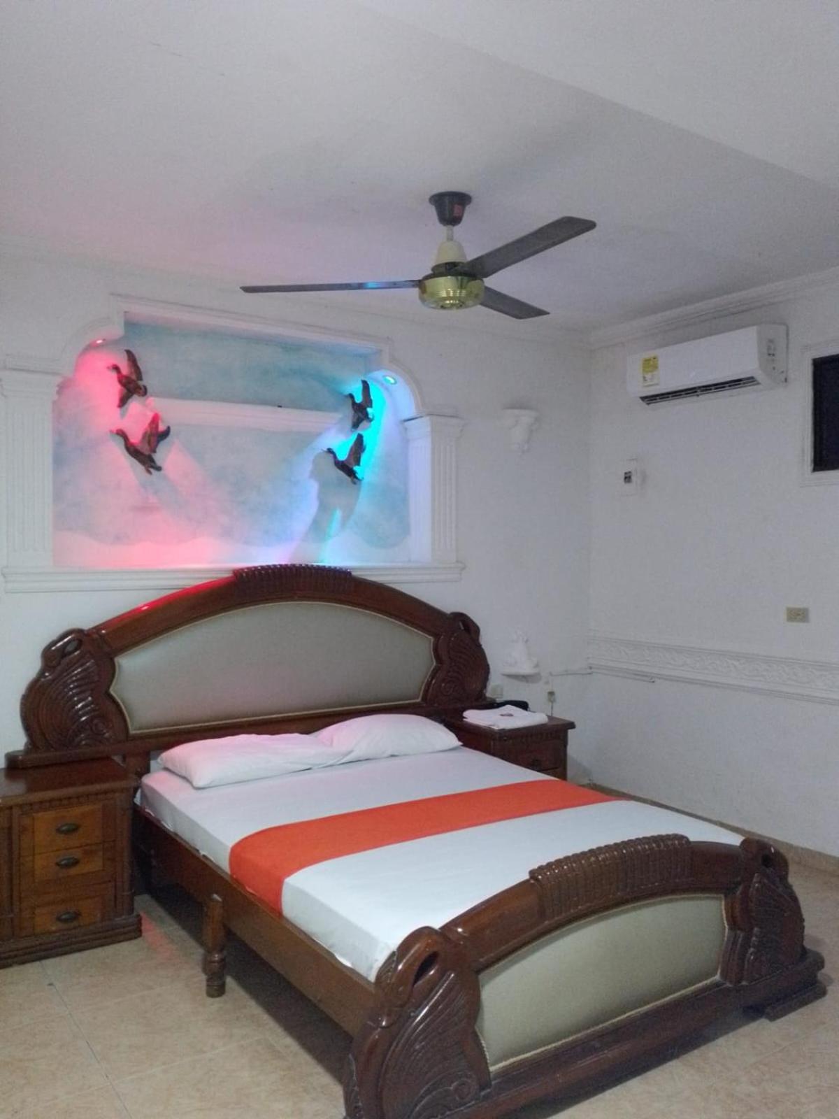 בארנקווילה Hotel Avenida53 מראה חיצוני תמונה