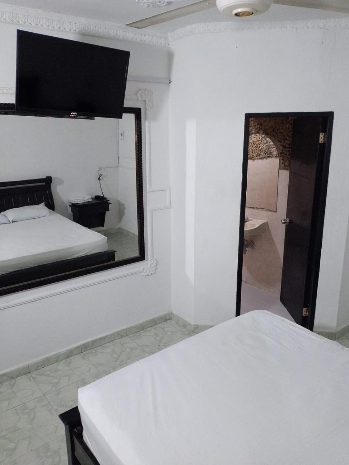 בארנקווילה Hotel Avenida53 מראה חיצוני תמונה