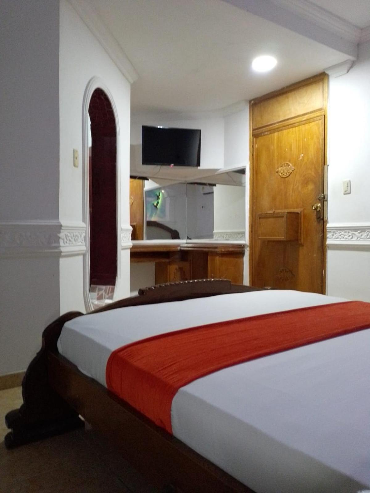 בארנקווילה Hotel Avenida53 מראה חיצוני תמונה